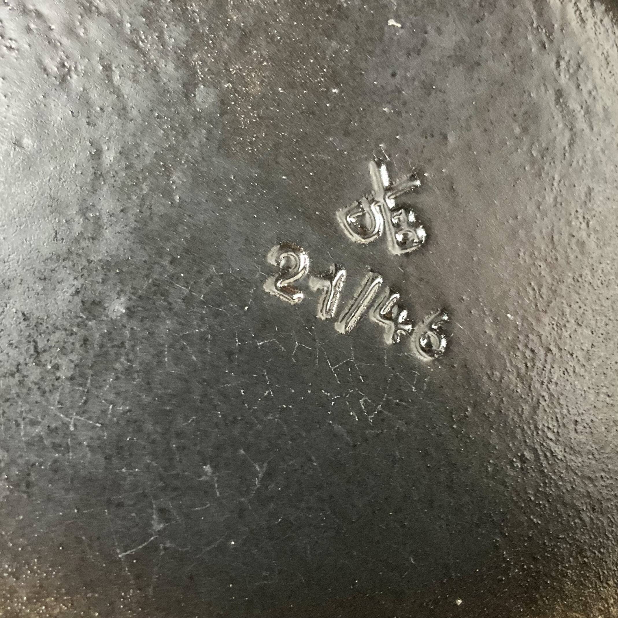 Very high quality Dümler and Breiden carafe jug vase