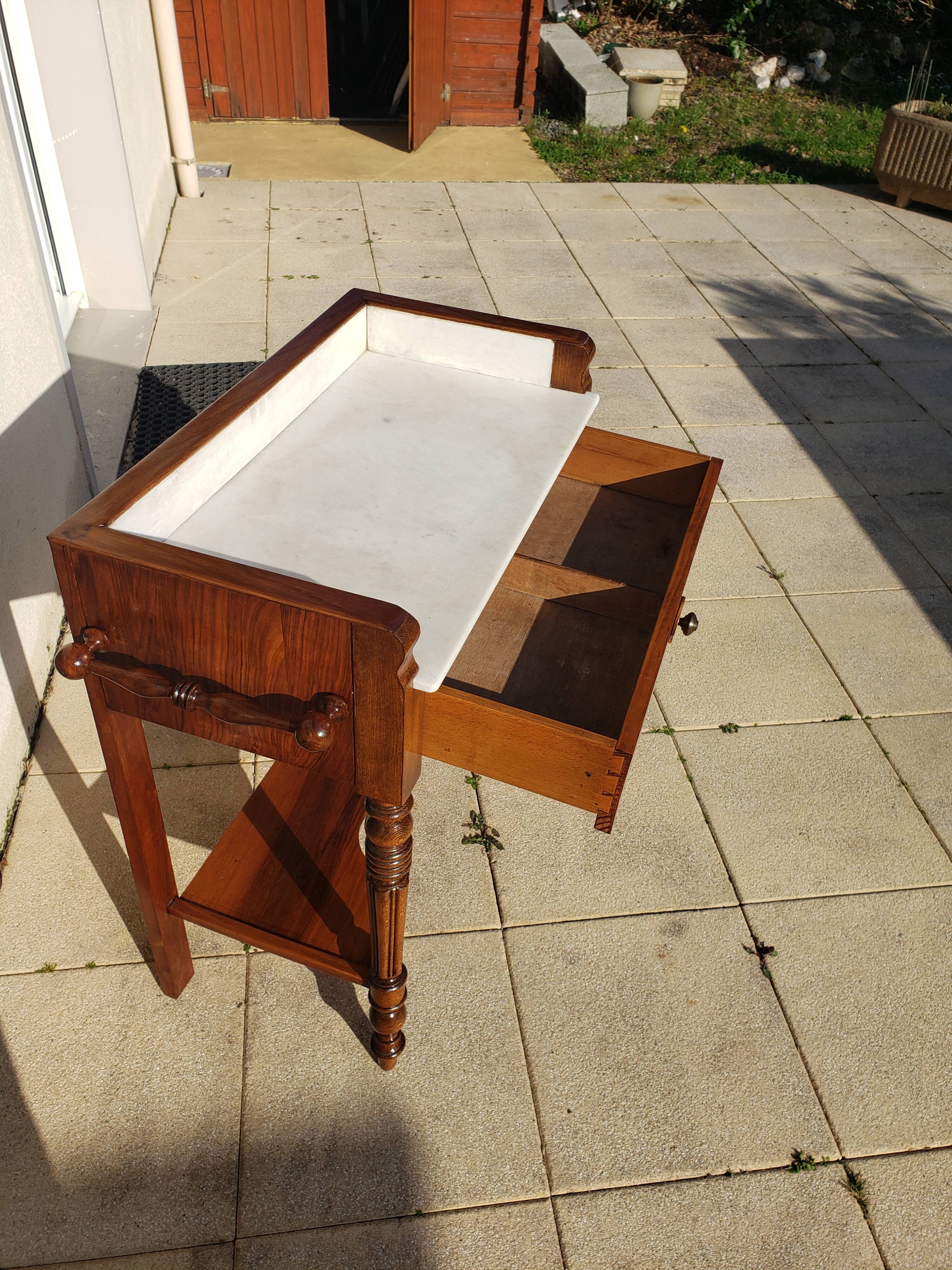 Vintage console hairdresser in walnut, Art Deco Louis Philippe style.