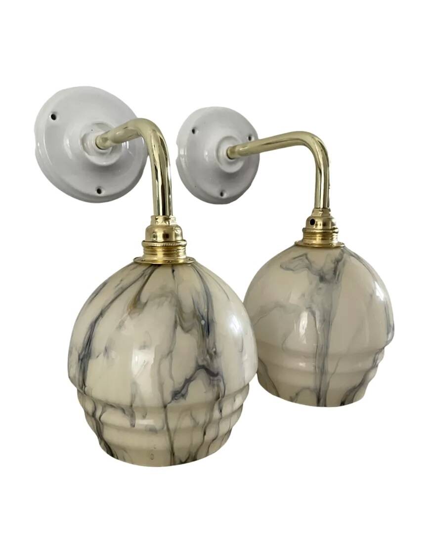 Pair of Art Deco wall lights in marbled opaline