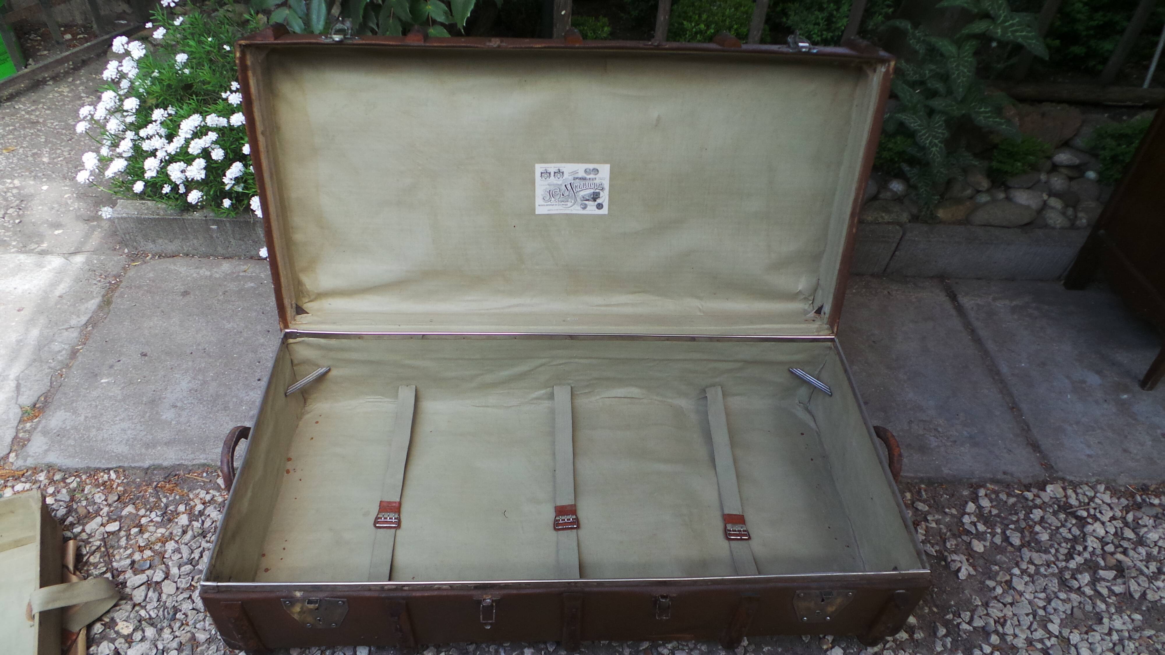 Trunk chest travel russian old
