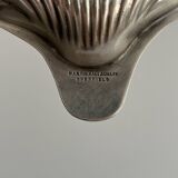 Small metal pocket emptier