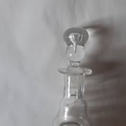 Lot de deux burettes huile et vinaigre en verre tourné