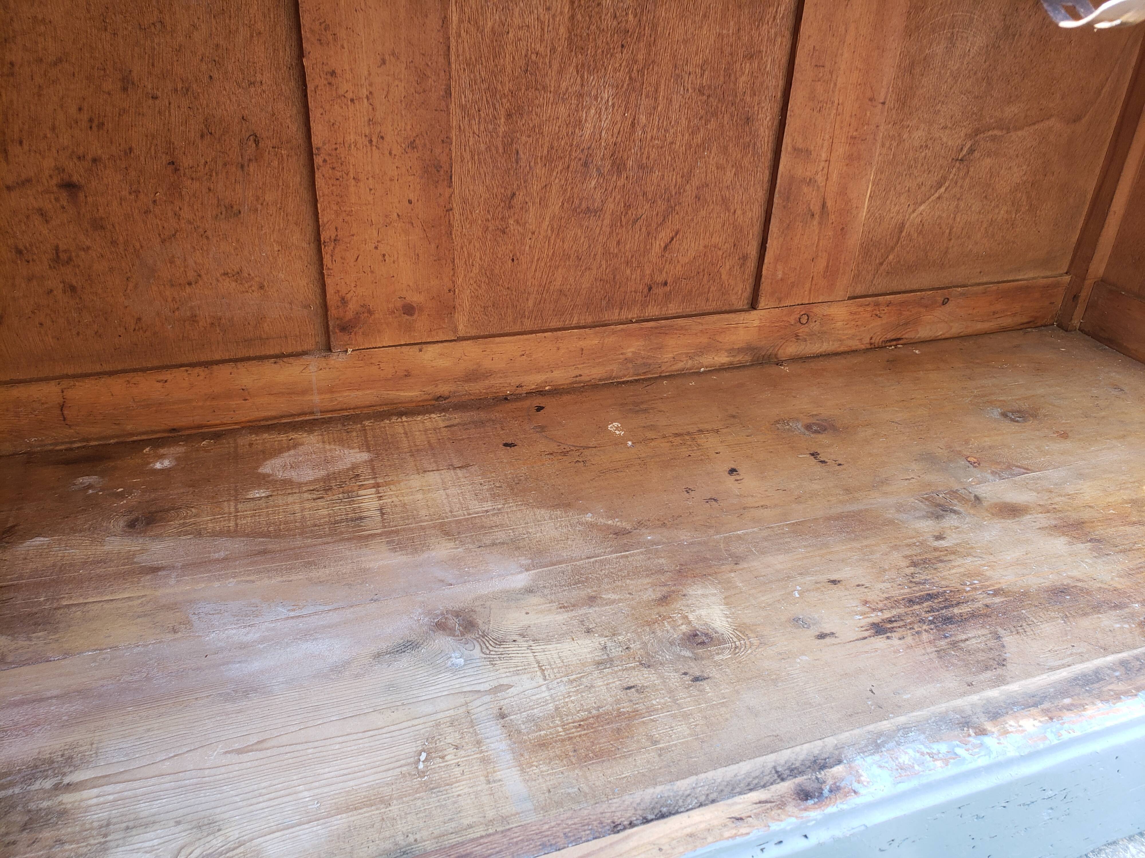 Slate and raw Parisian buffet