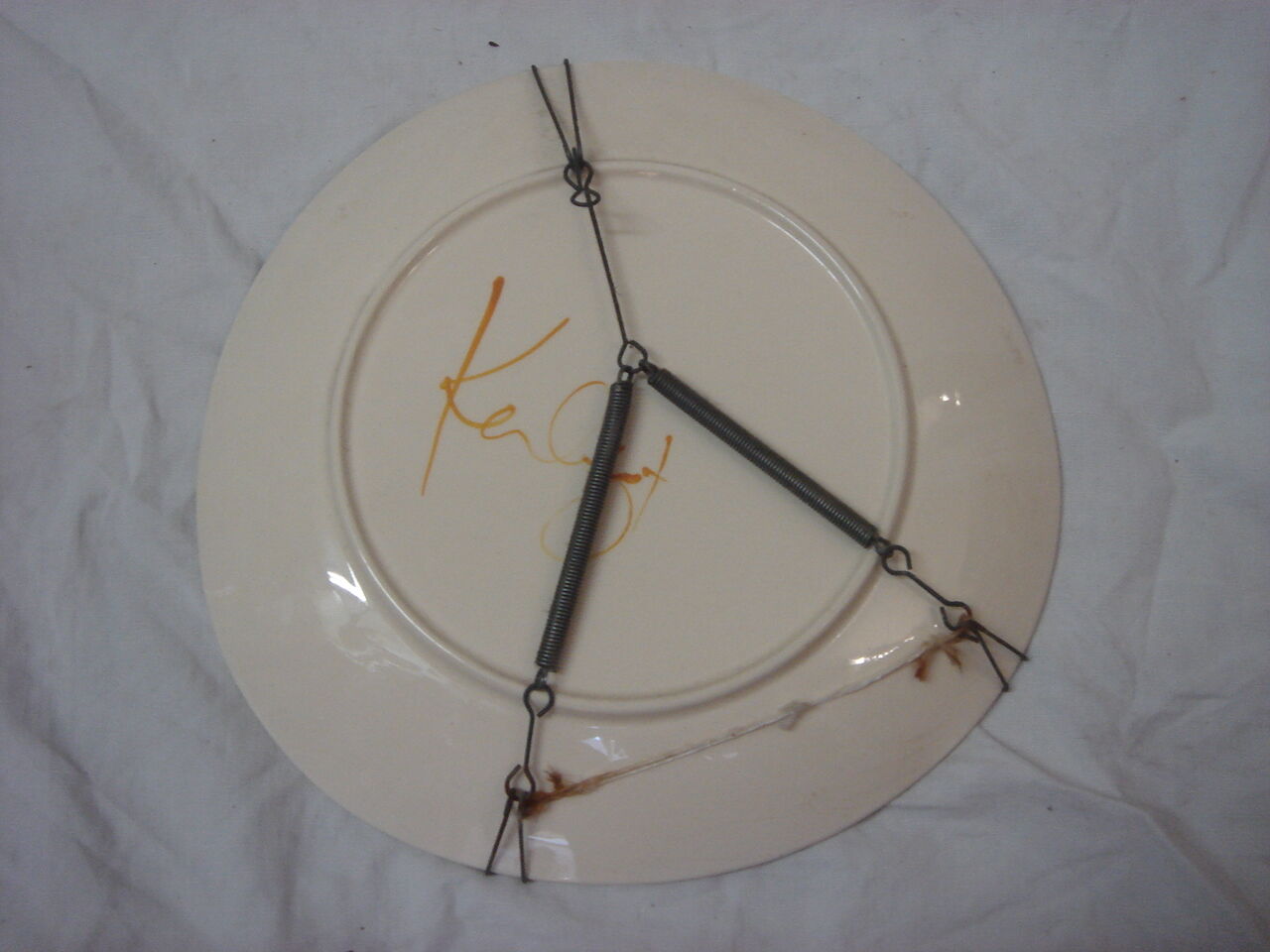 Kerbigot plate, hand-painted enamelled ceramics, Brittany