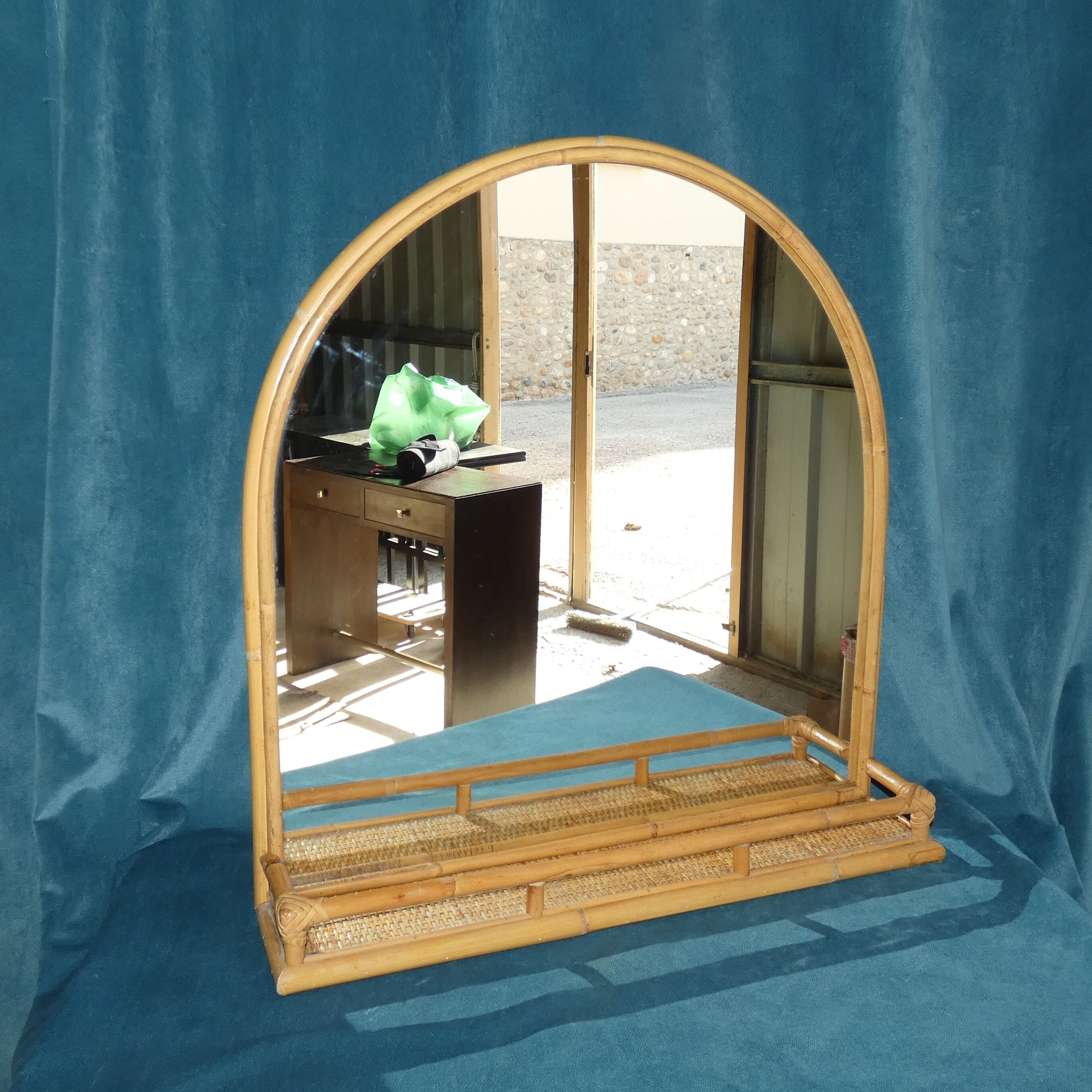 Rattan mirror and cannage tablet