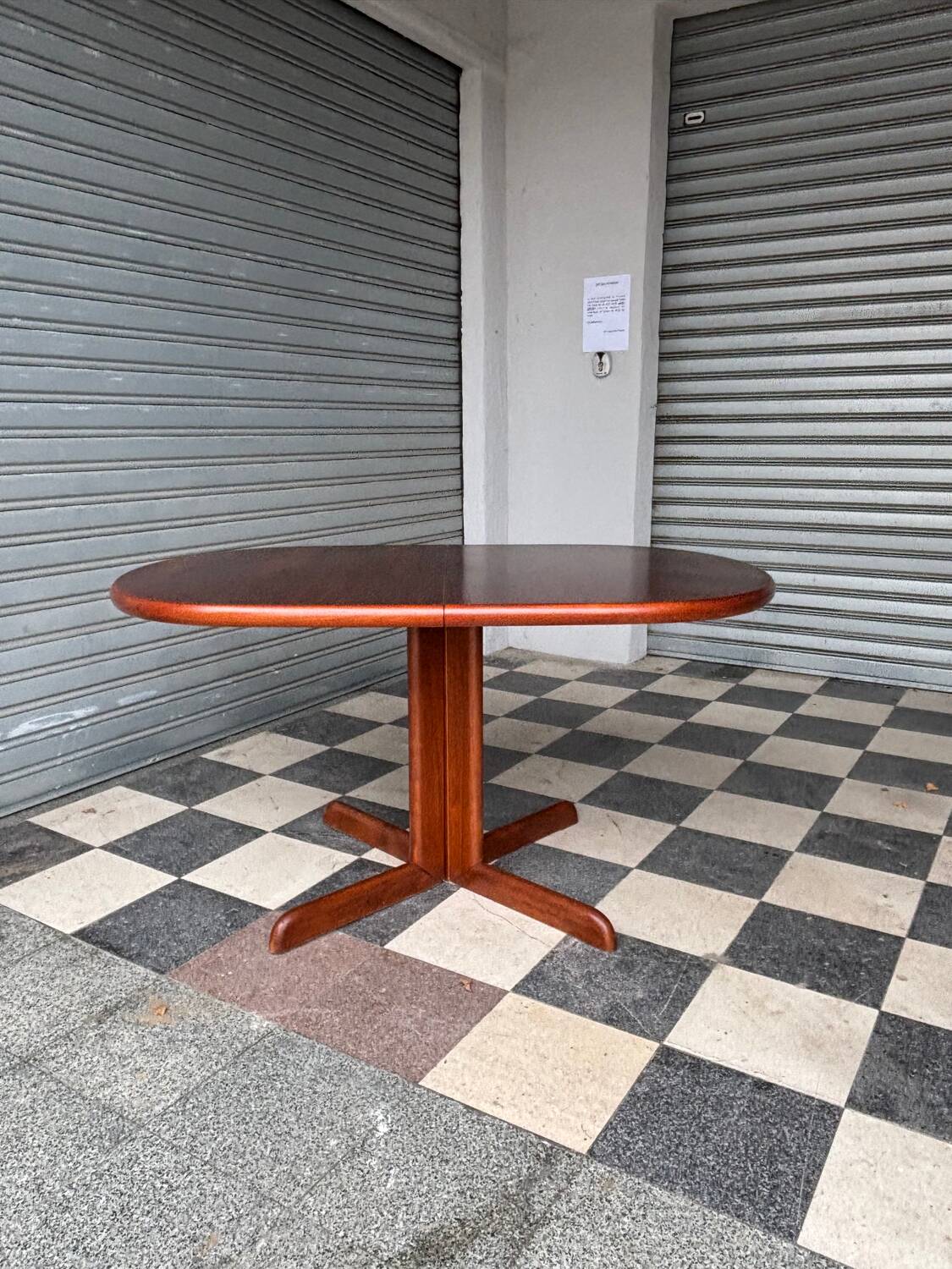 Vintage Scandinavian extendable table