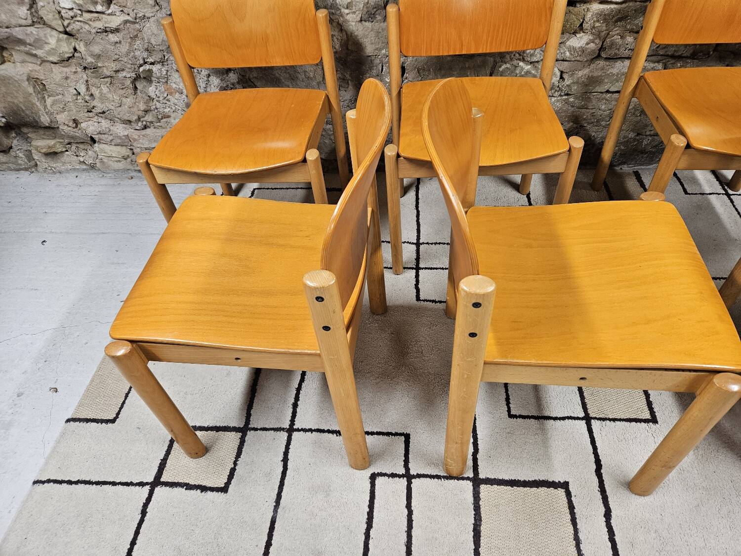 Lot 6 Danish stackable chairs 1970 vintage