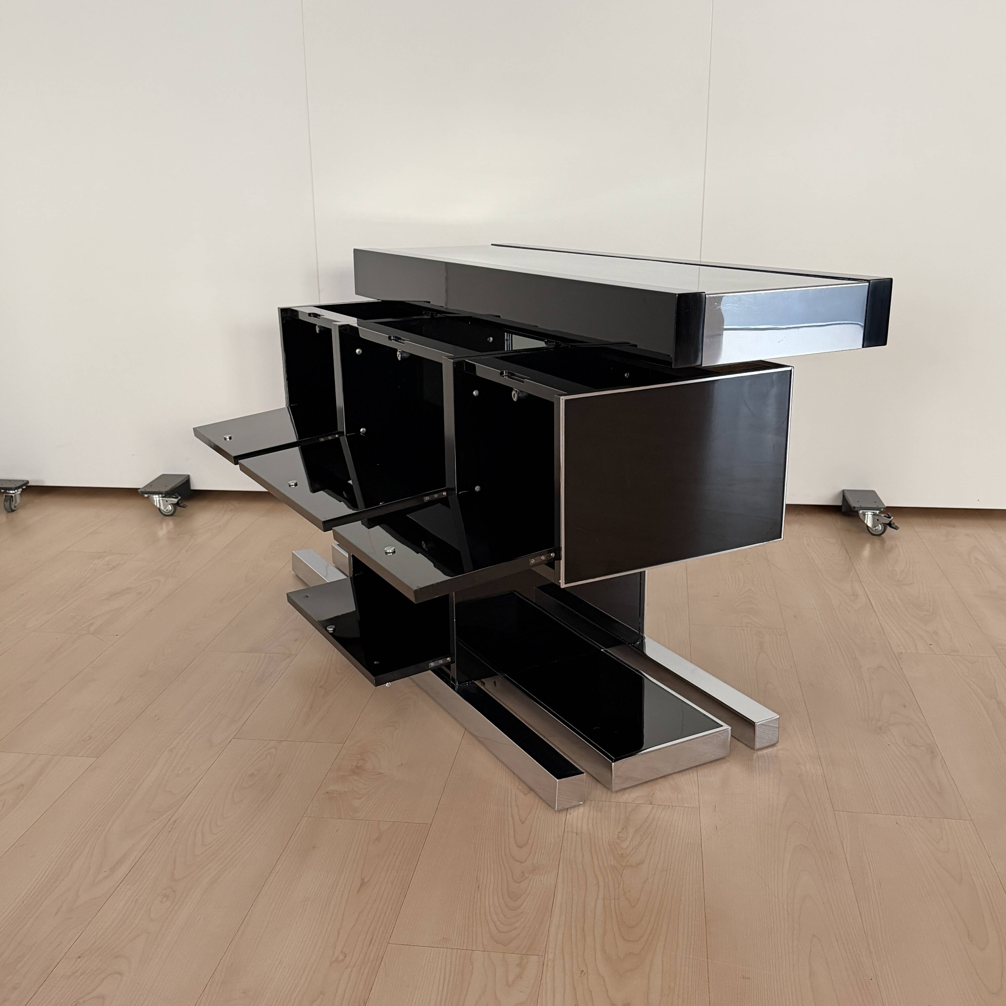 Willy Rizzo Dry Bar, Black Lacquer, Chrome, Leather, Italy circa 1970