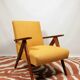 Fauteuil Mid-Century en bois de couleur jaune avec boucle au design scandinave