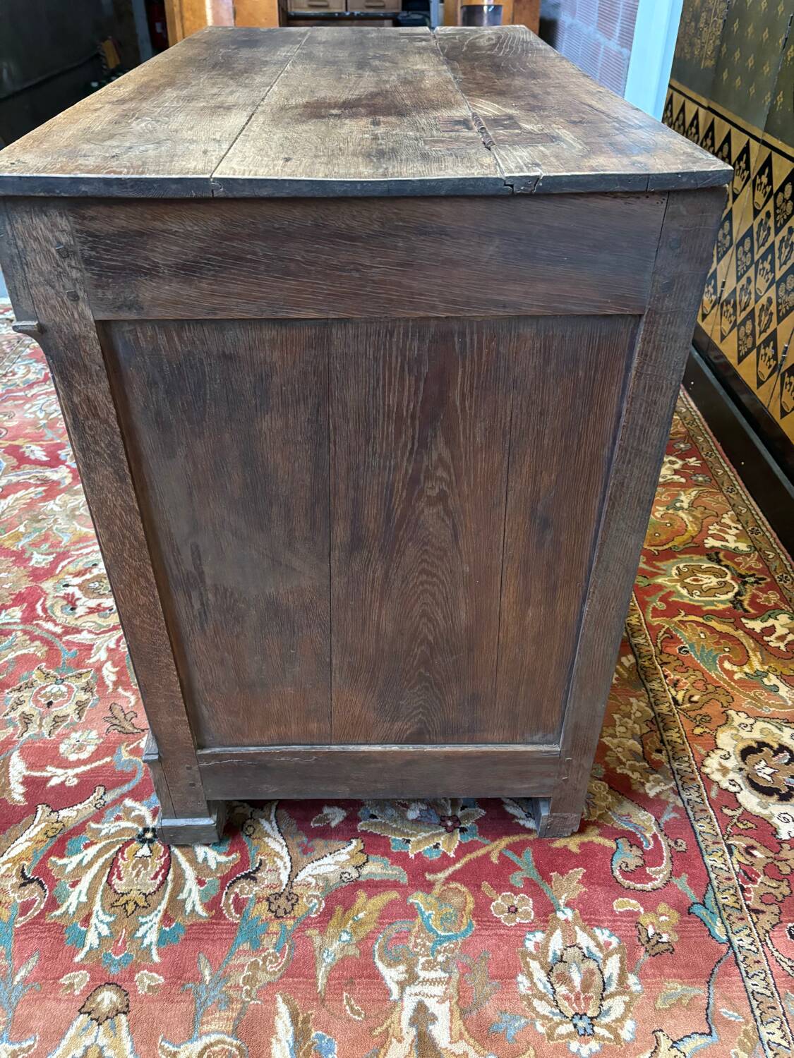 Oak wood chest