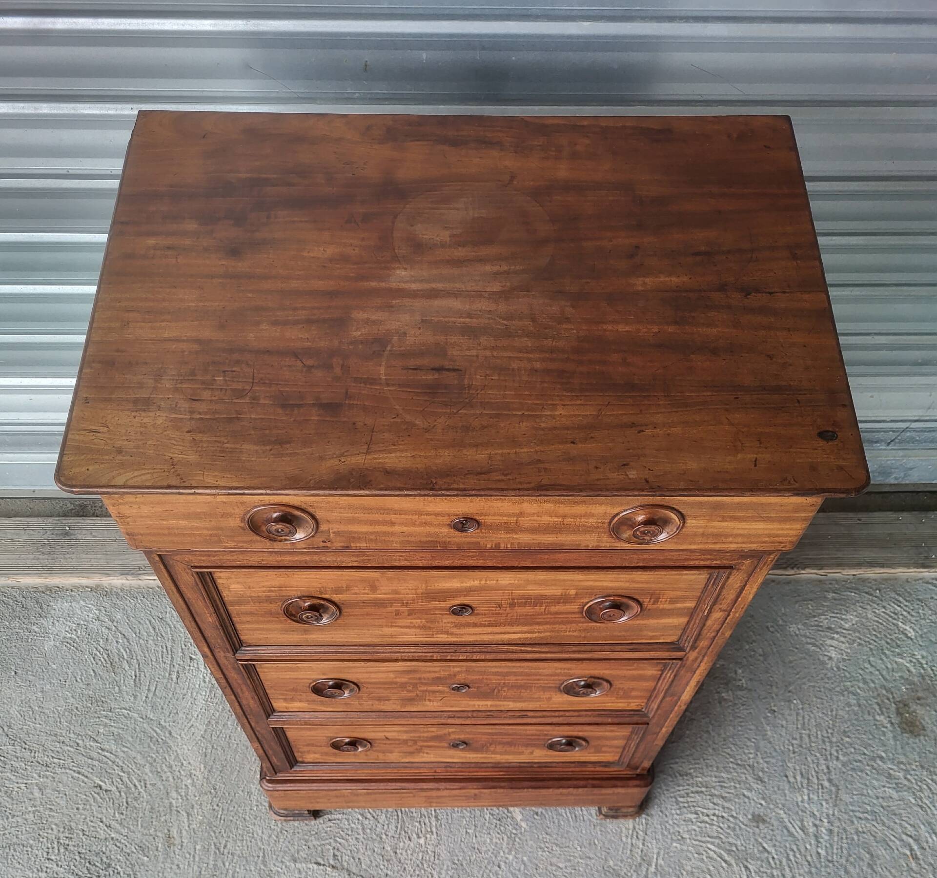 High chest of drawers Louis Philippe mid-19th century