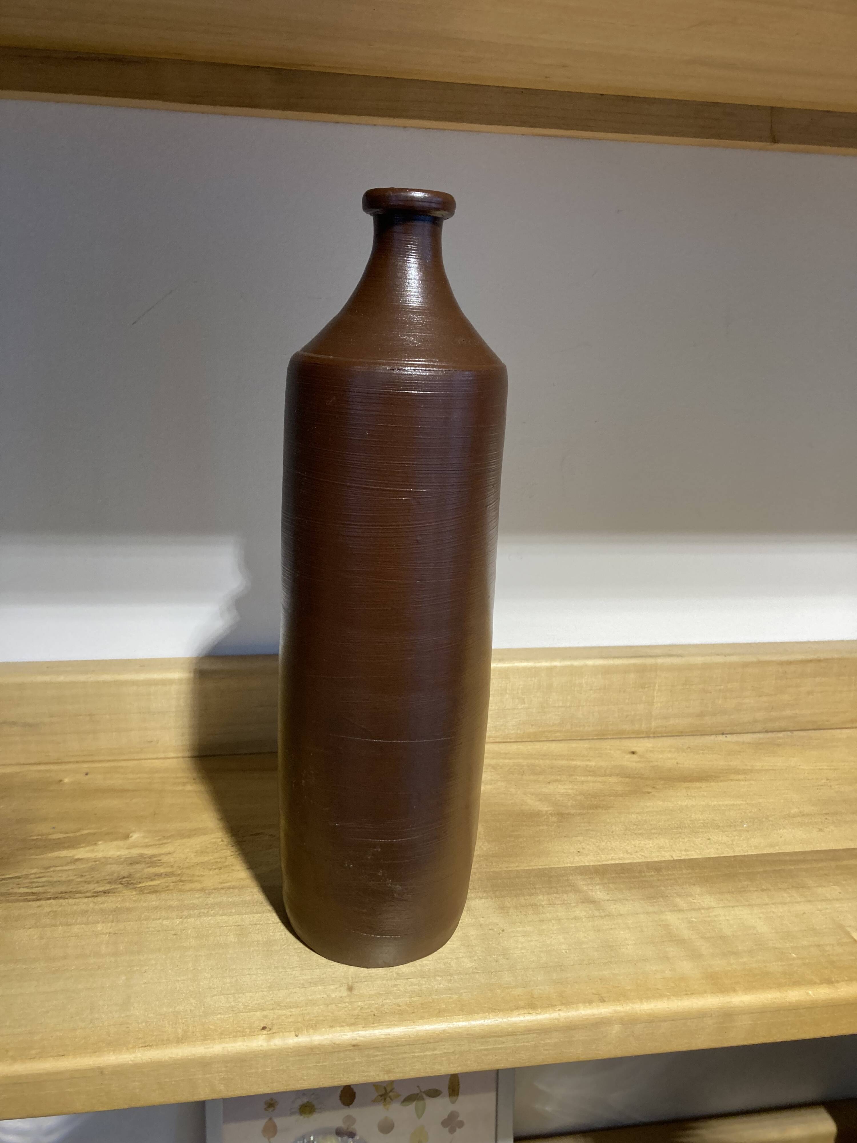 Bouteille en grès vintage