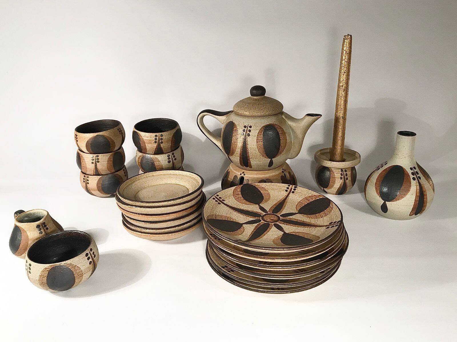 Vintage 24-piece ceramic coffee set from Sgrafo Modern, 1960s, Set of 24