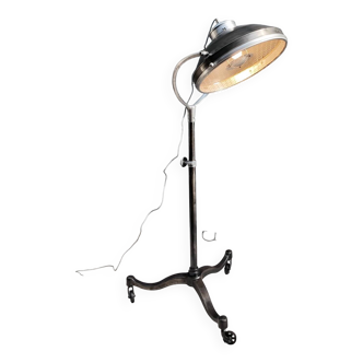 Lampadaire chirurgical