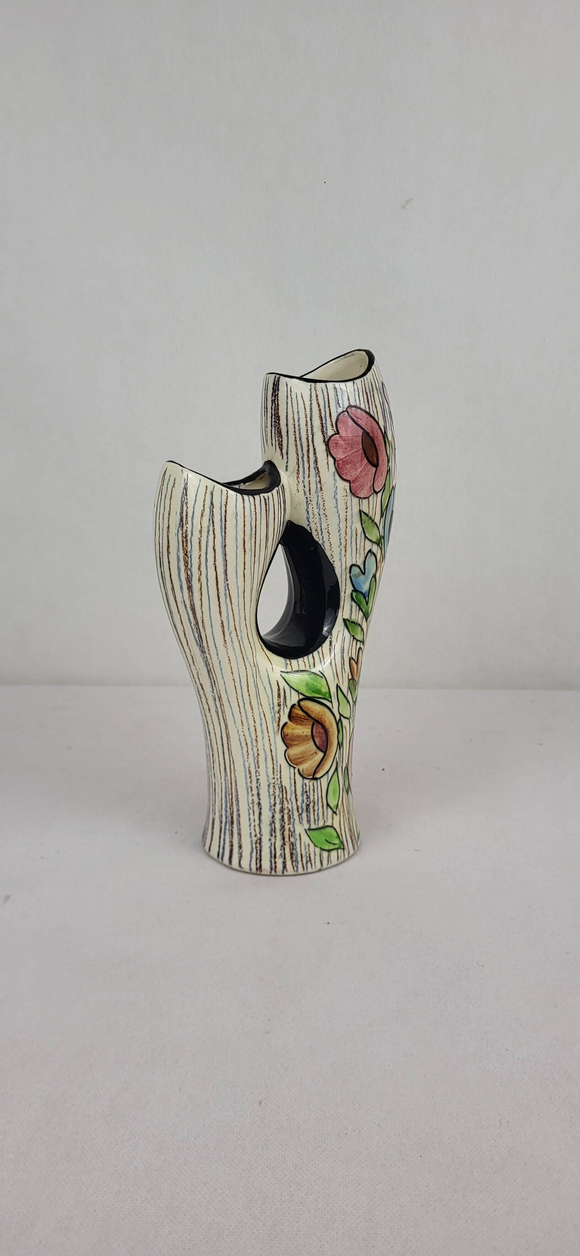 Ceramic vase 1960