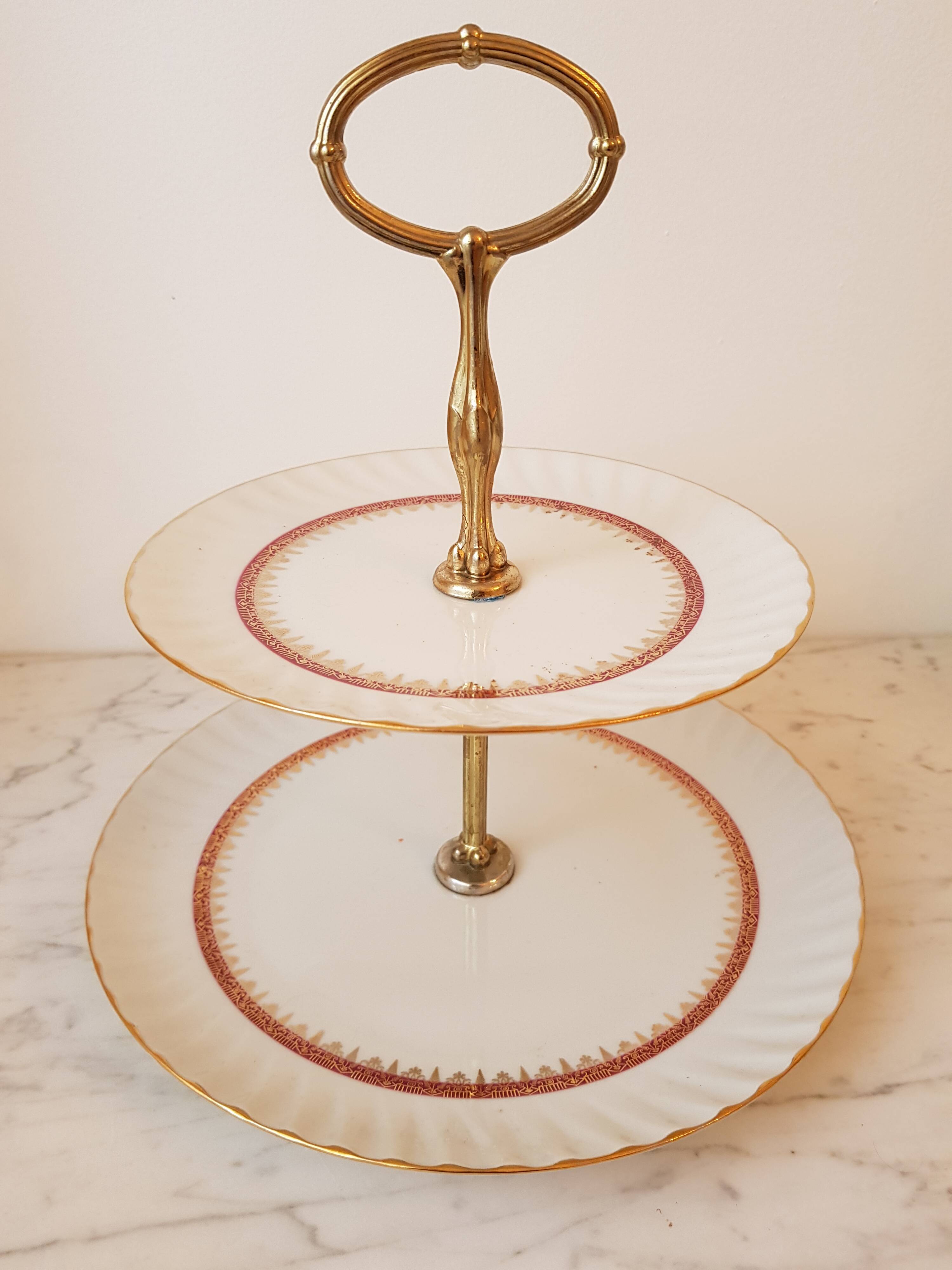 Mute servant, cake display, porcelain