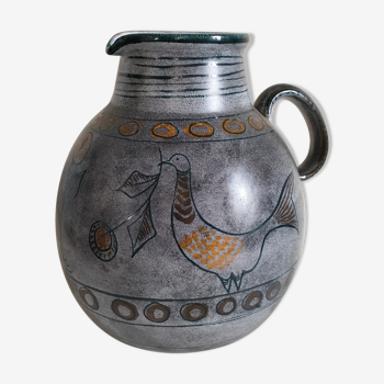 Ceramic pitcher