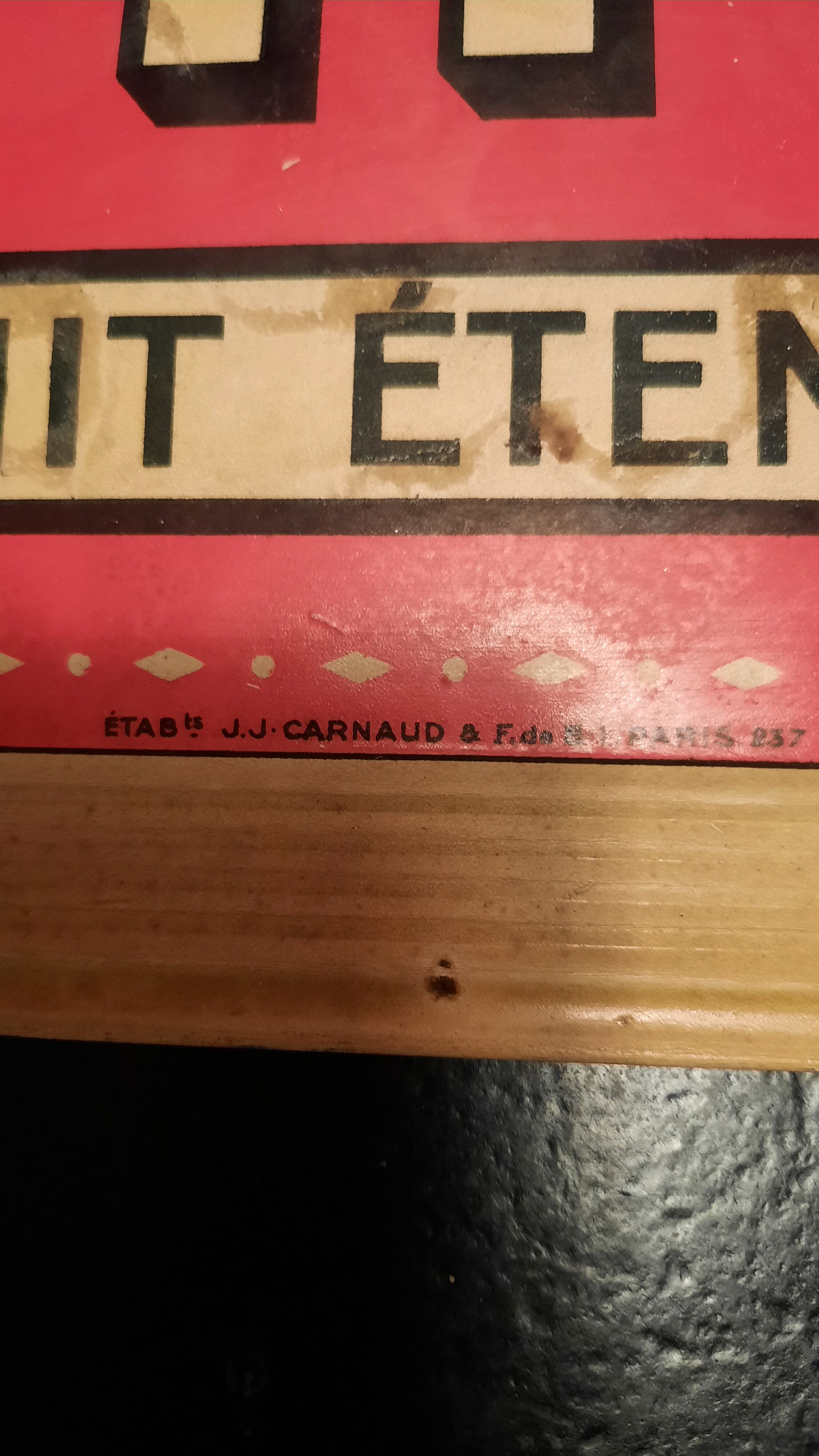 Advertising painted plaque