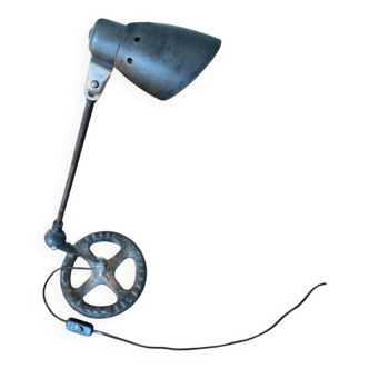 Dressmaker's lamp