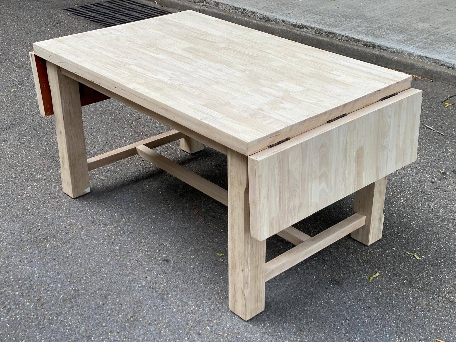 Table de ferme extensible à volets rénovée en bois massif 140-200cm