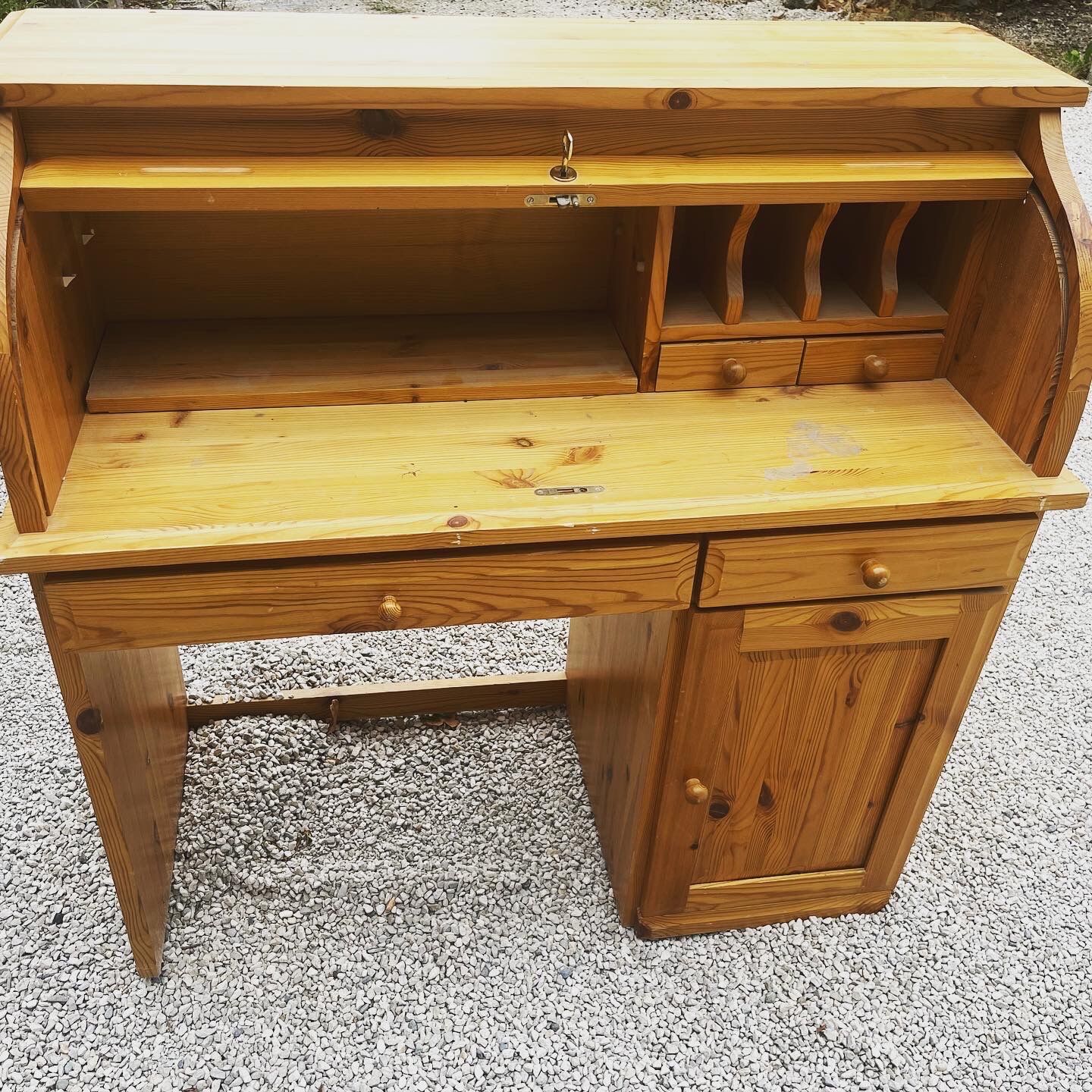 Vintage roll desk 1970