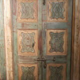 Indian gate yellow green sculptee old teck origin patina