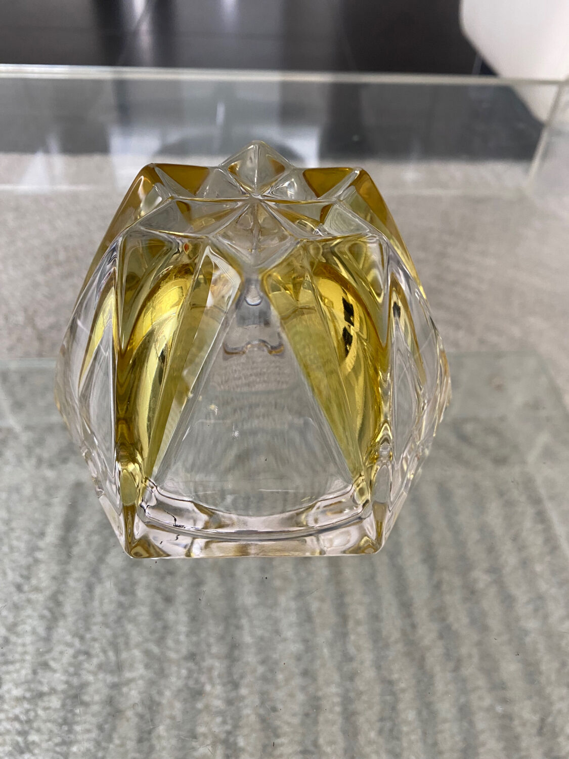 Vintage empty pocket ashtray in yellow chiseled glass or crystal