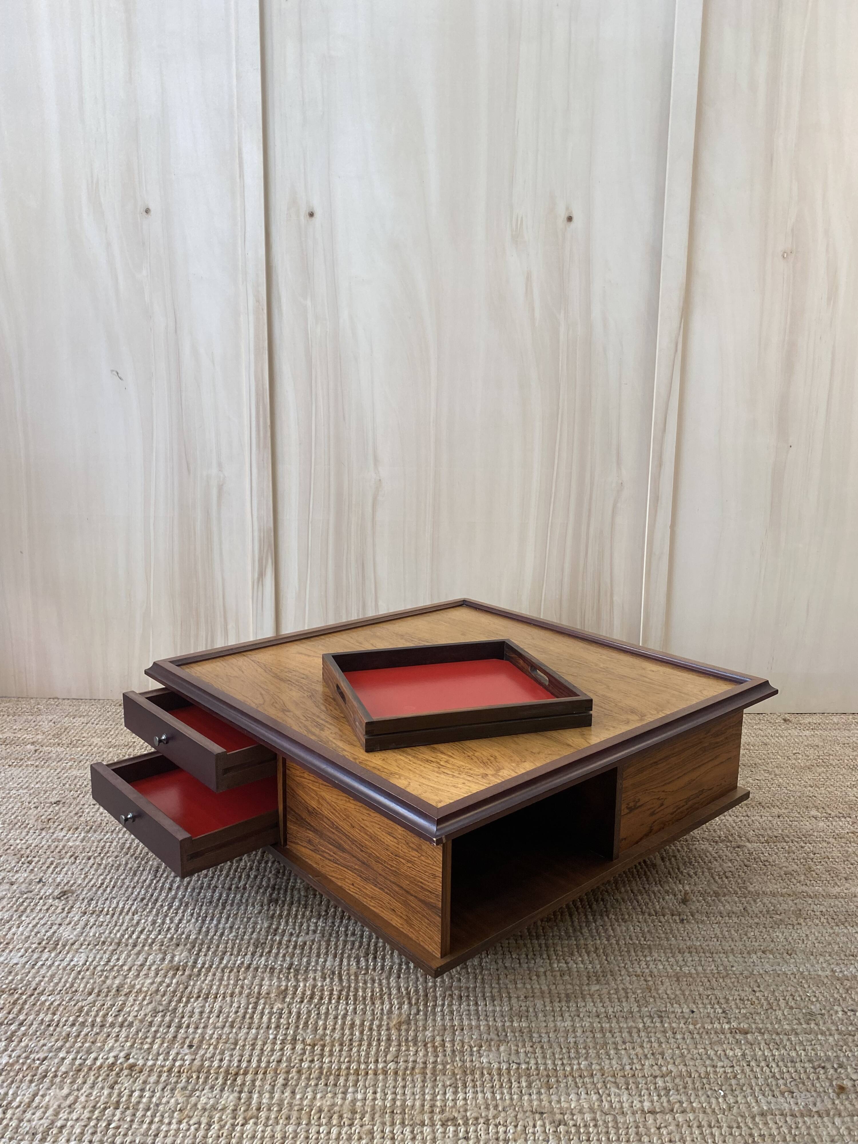 Italian coffee table in rosewood - 1960 - Saporiti