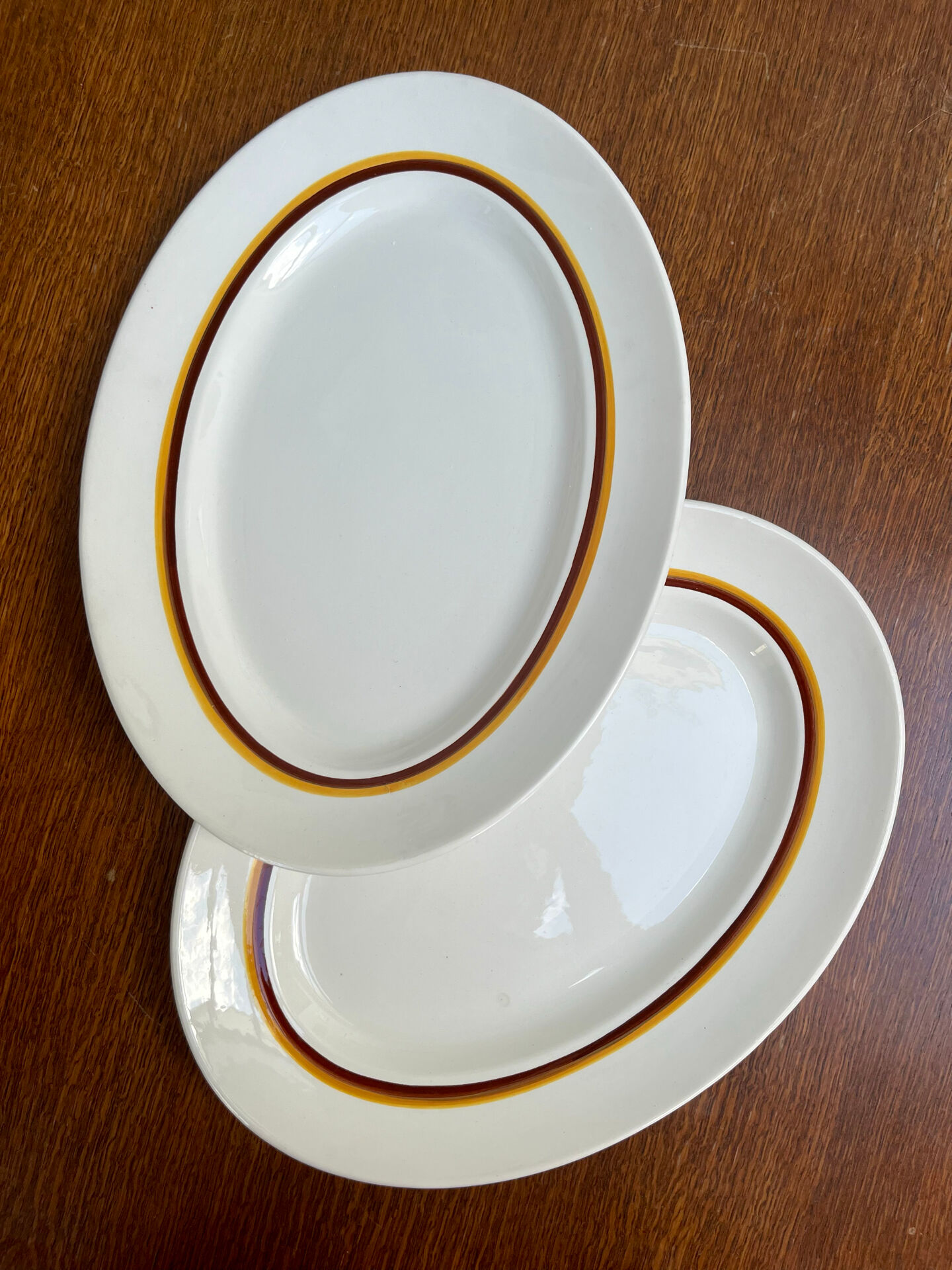Lot de 2 plats ovales Digoin Sarreguemines en faïence
