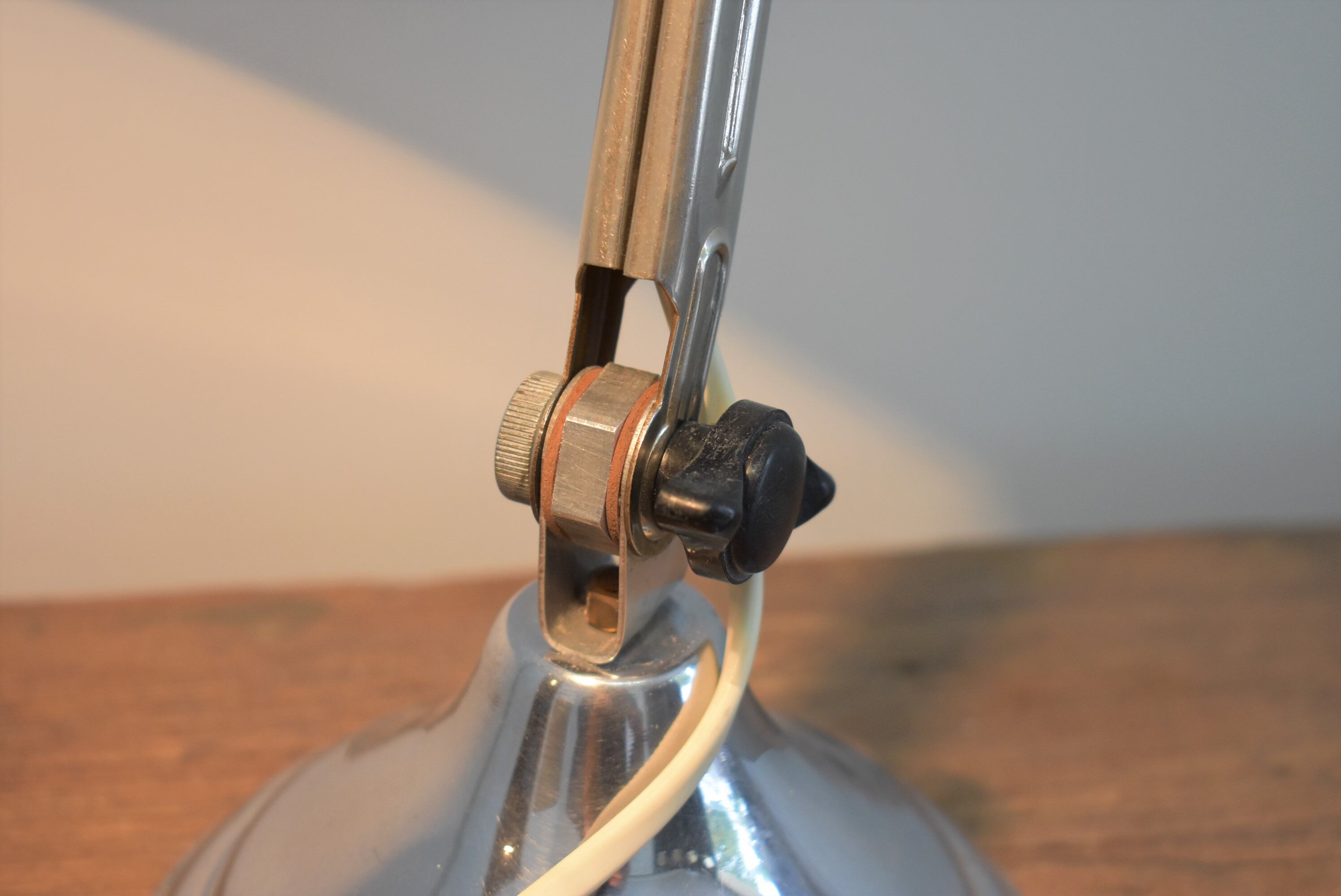 Super chrome desk lamp