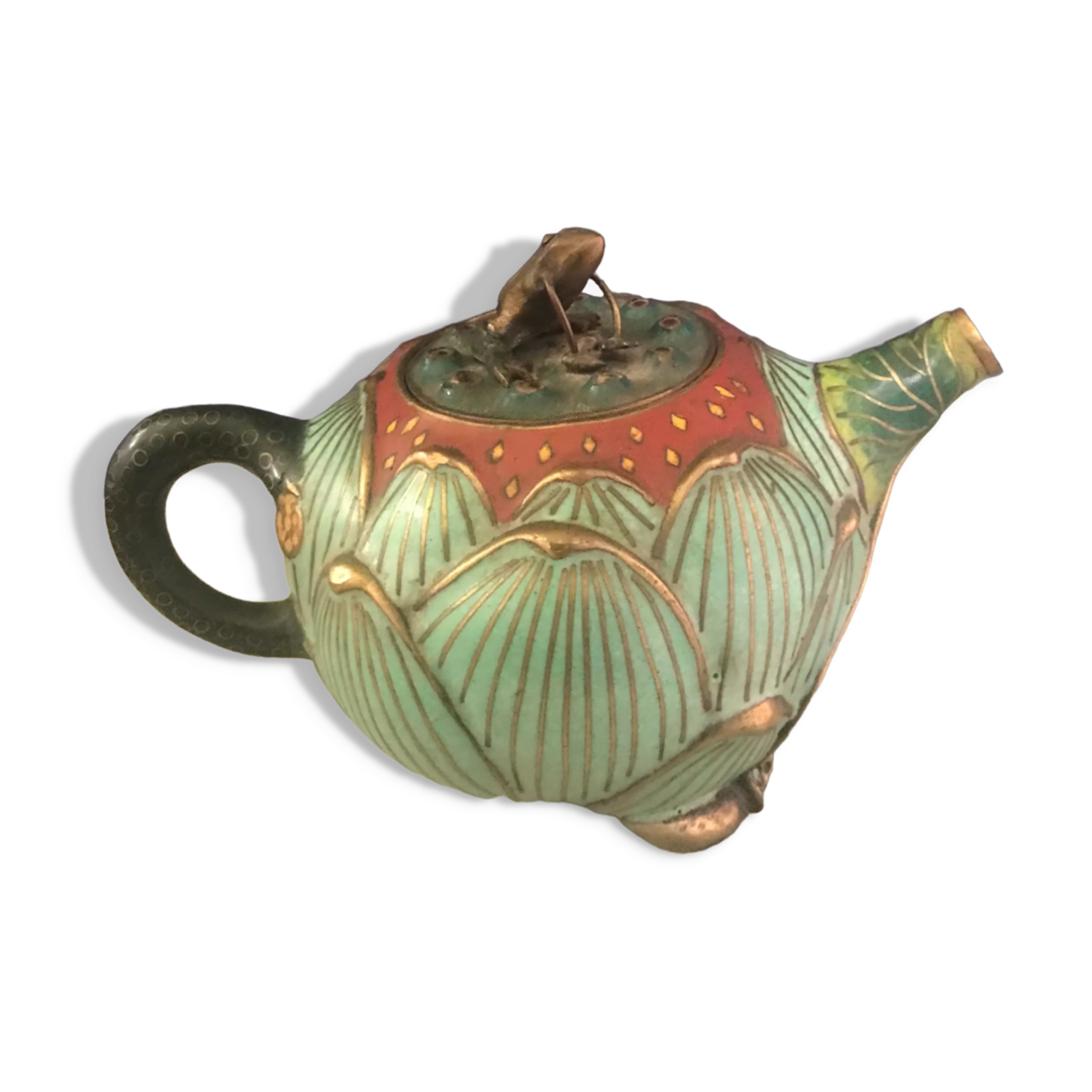 Cloisonnée tea in the shape of lotus flower