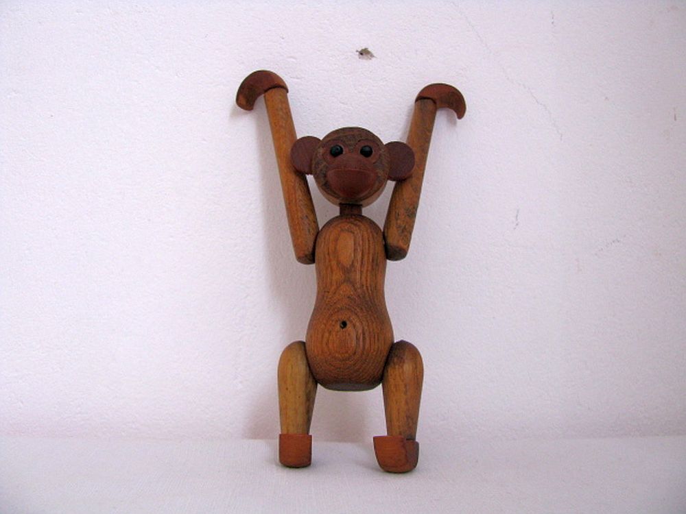 Teak monkey figurine Denmark 1970. no 1