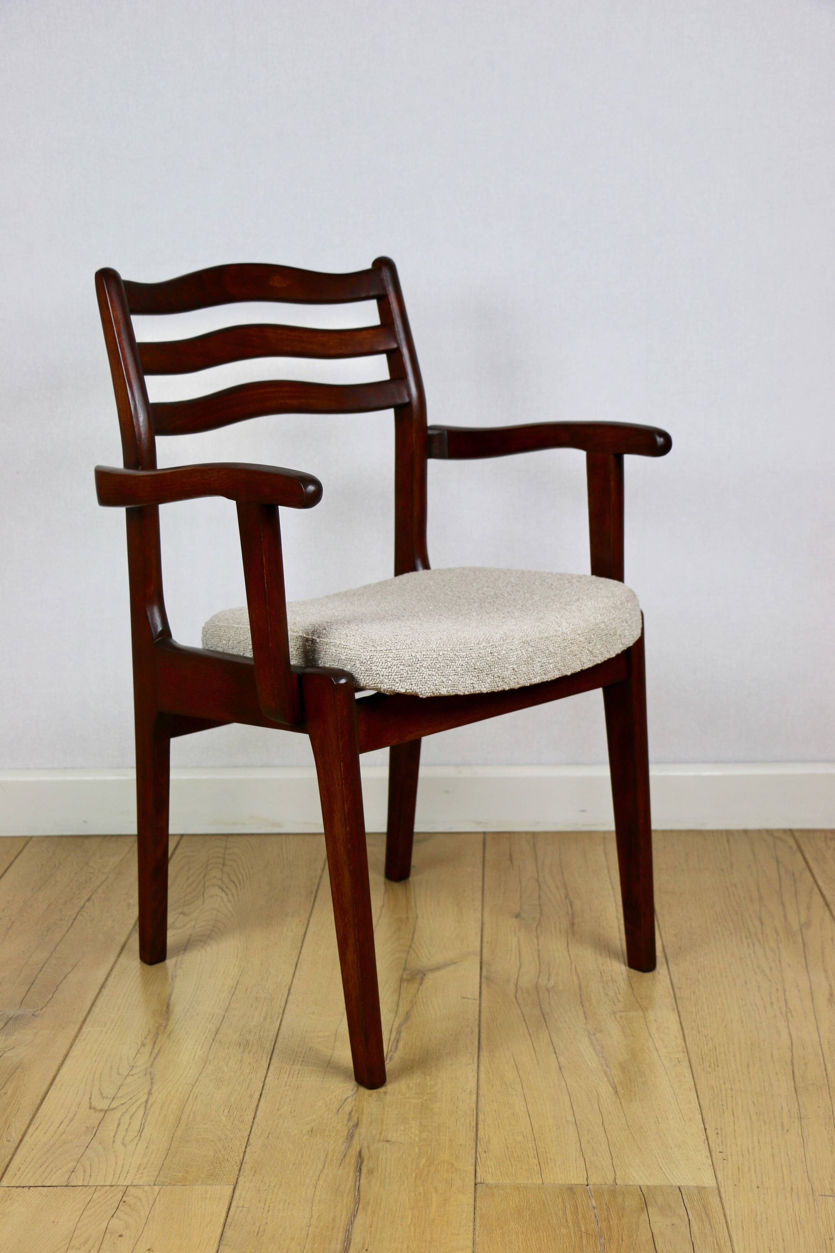 Office chairs vintage beige boucle - set of 3