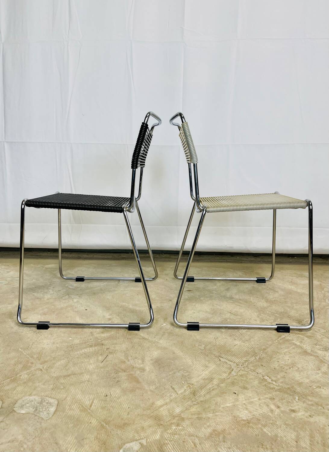Pair of children's scoubidou chairs