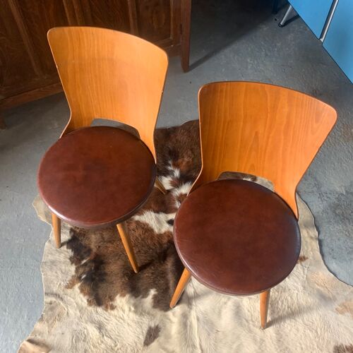 Paire de chaises baumann modèle Dove années 60