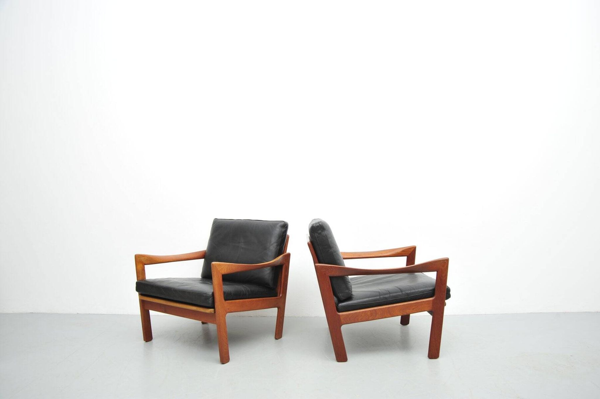 Fauteuils par Illum Wikkelsø pour Niels Eilersen, années 1950, ensemble de 2