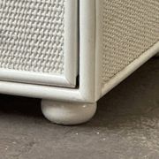 Commode en rotin blanc