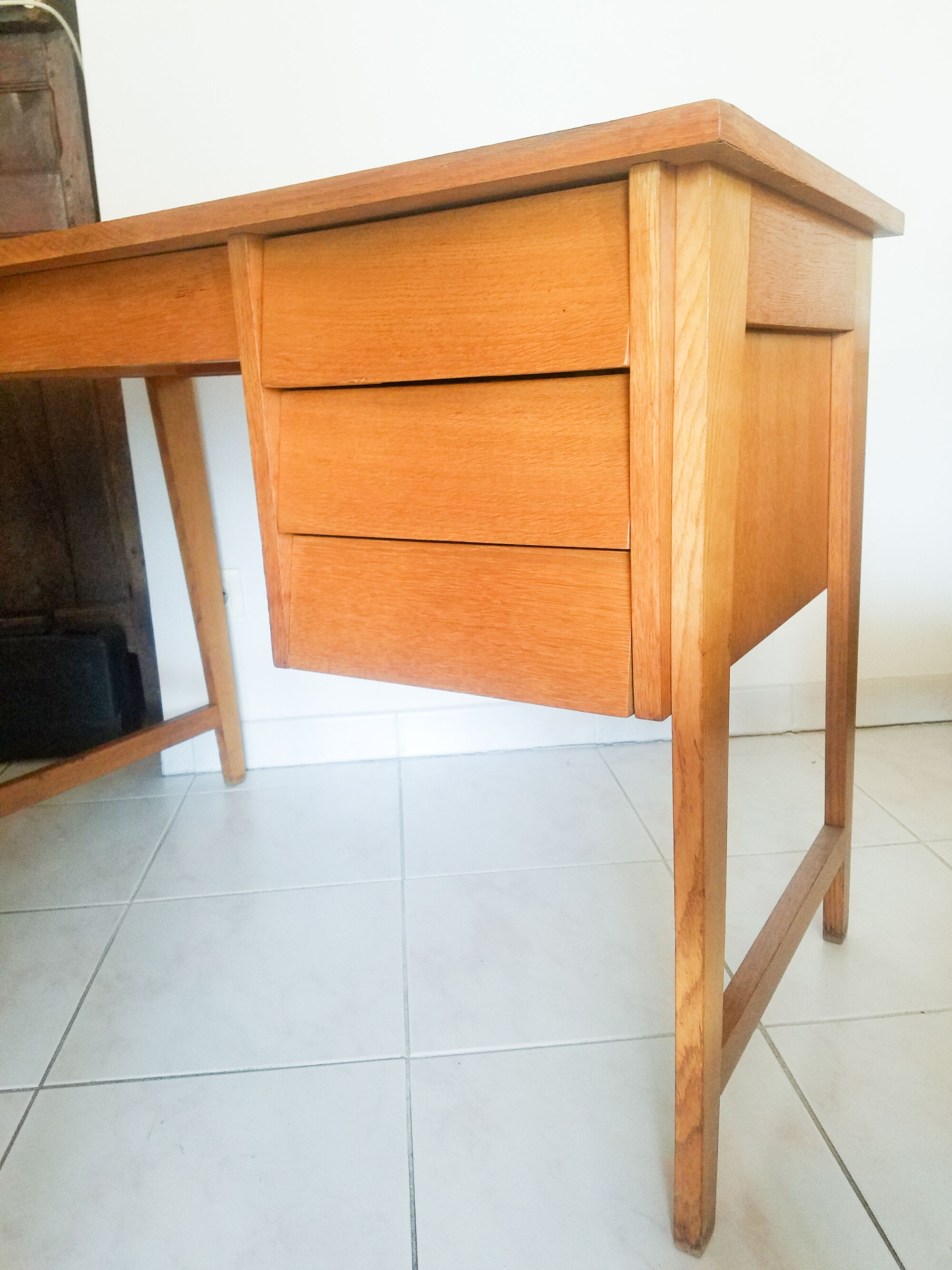 Vintage 1950 oak desk and oak grazing