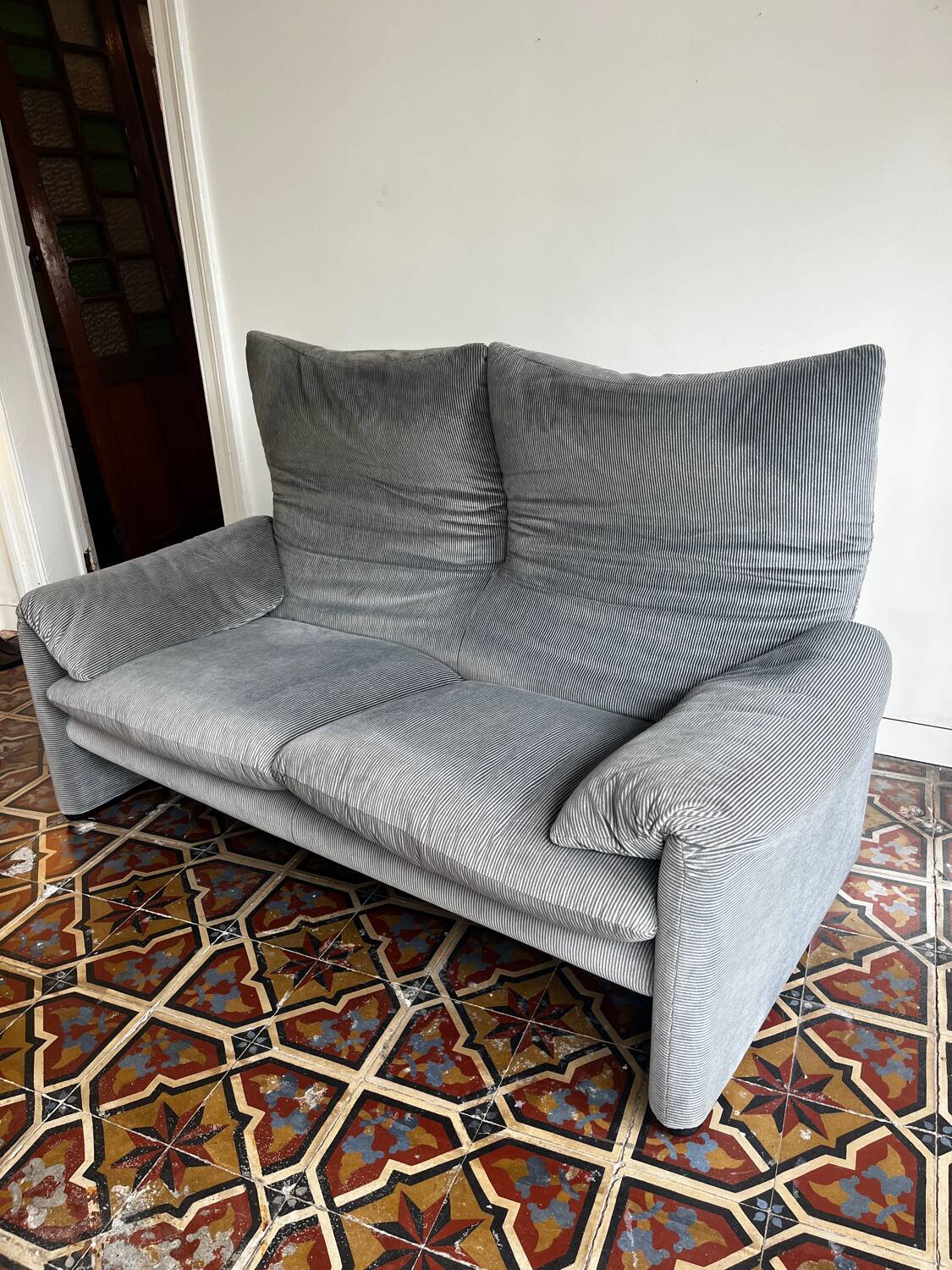 Maralunga two-seater, Vico Magistretti for Cassina