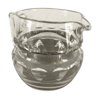 Cut glass jug with handle