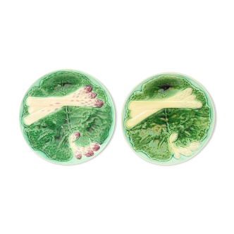 Pair of ceramic plates