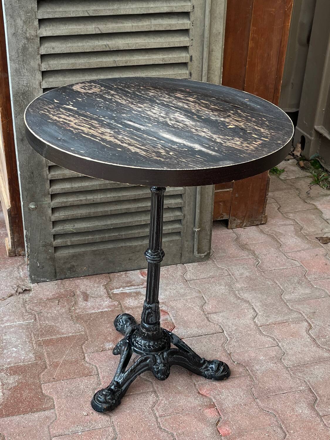 Bistro table