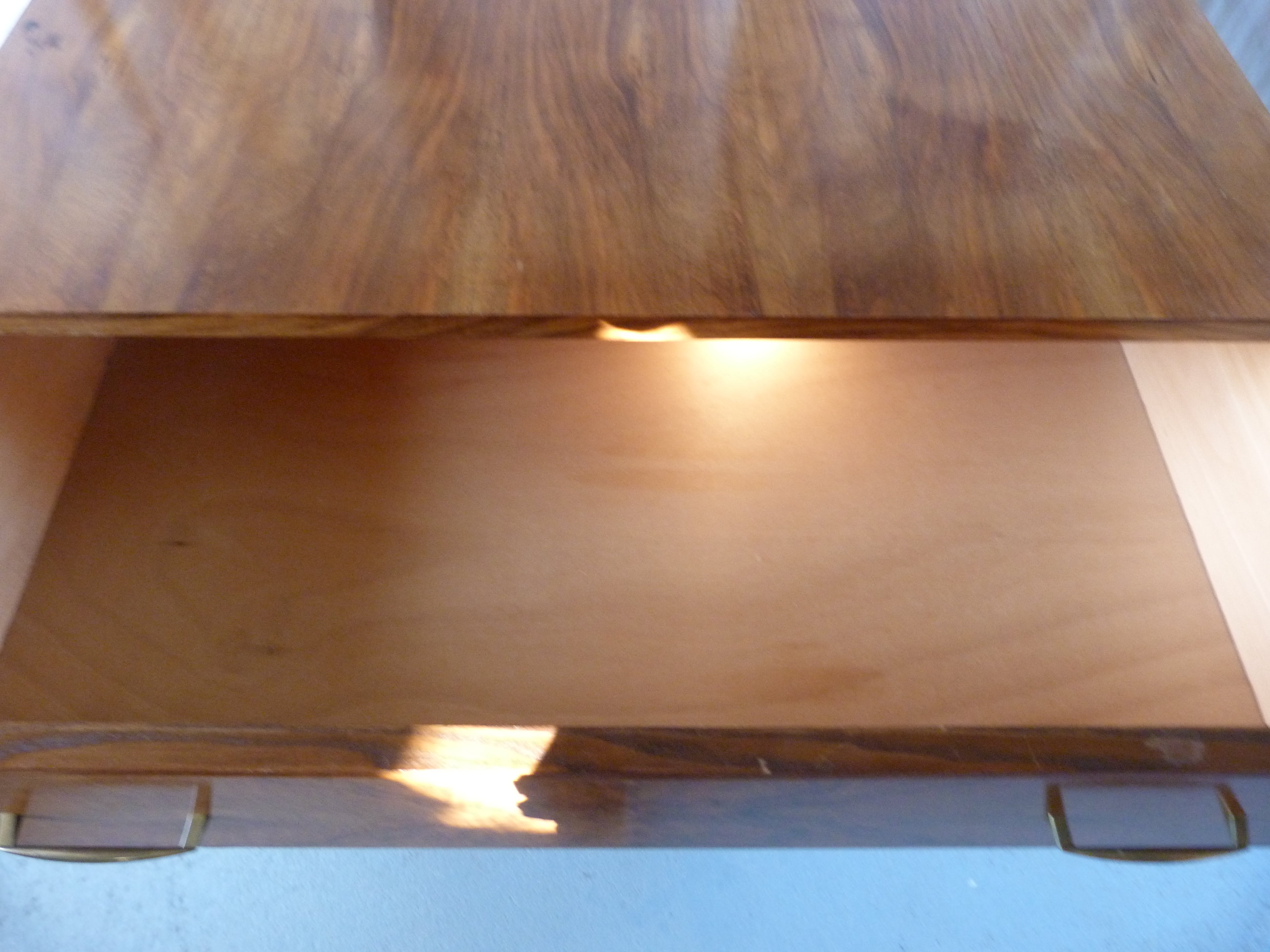 Compass feet chest of drawers