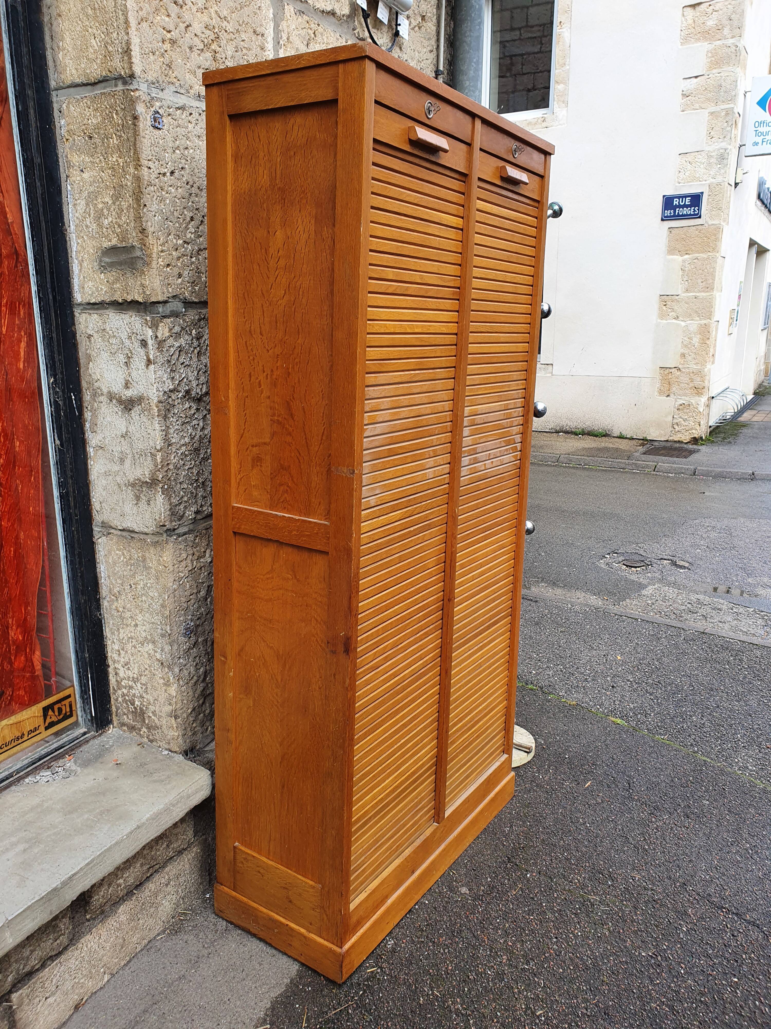 Vintage curtain binder
