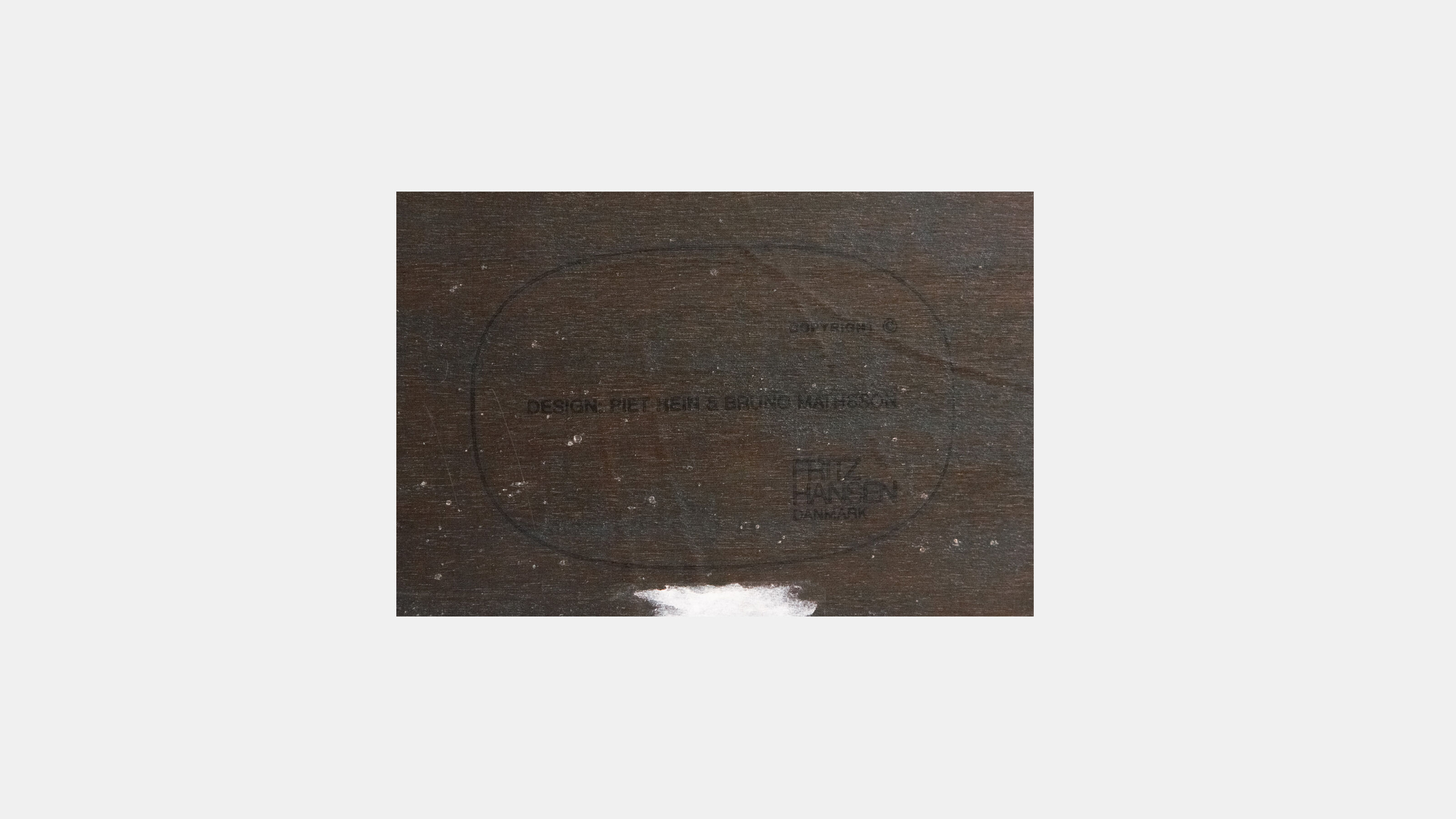 Super-Eliptical table by Hein Mathsson Jacobsen