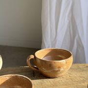 11 tasses à café vintage en grès mat brut