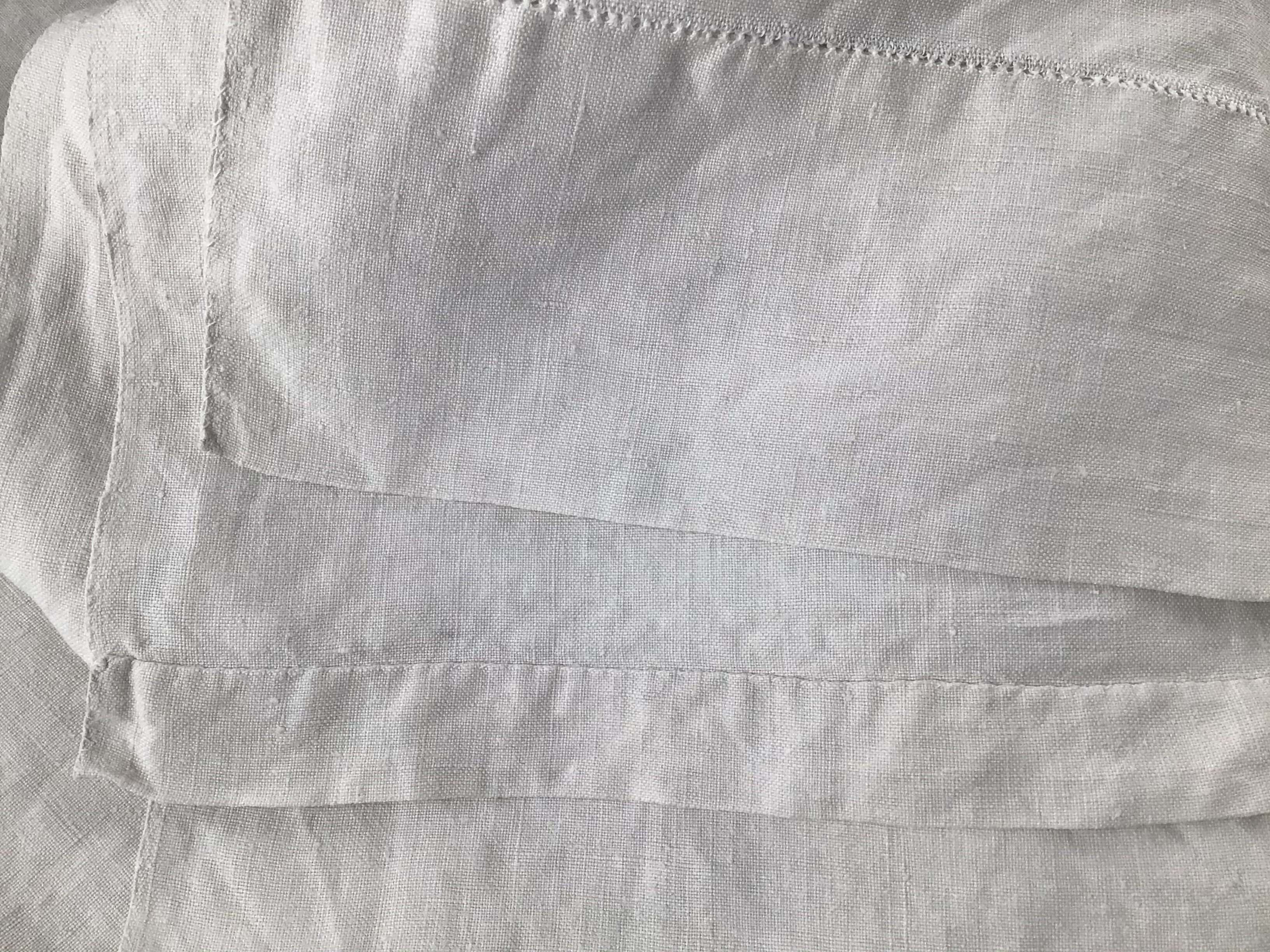 2-seater drap embroidered NL linen end mini single day