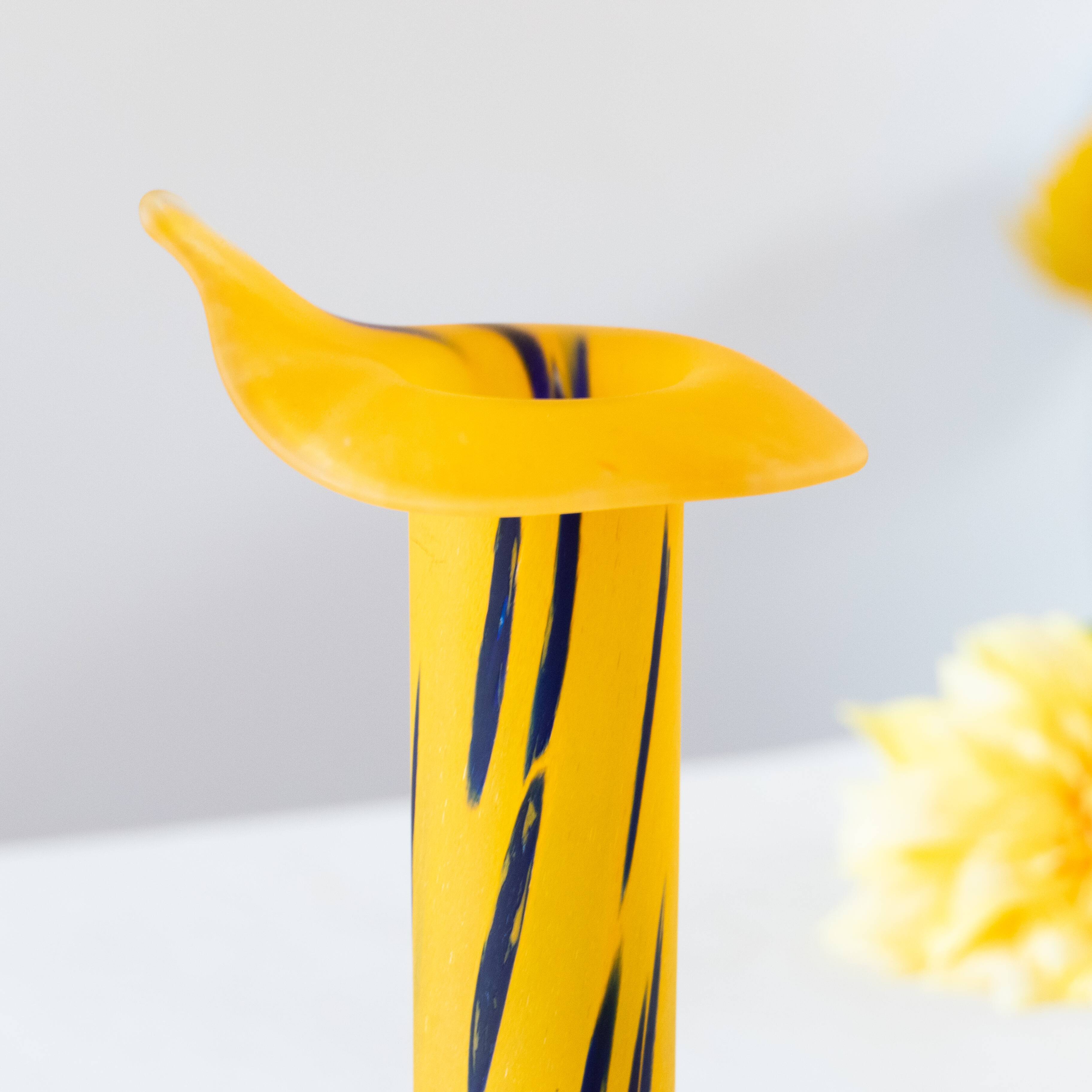 Art Nouveau vase in glass paste late nineteenth century