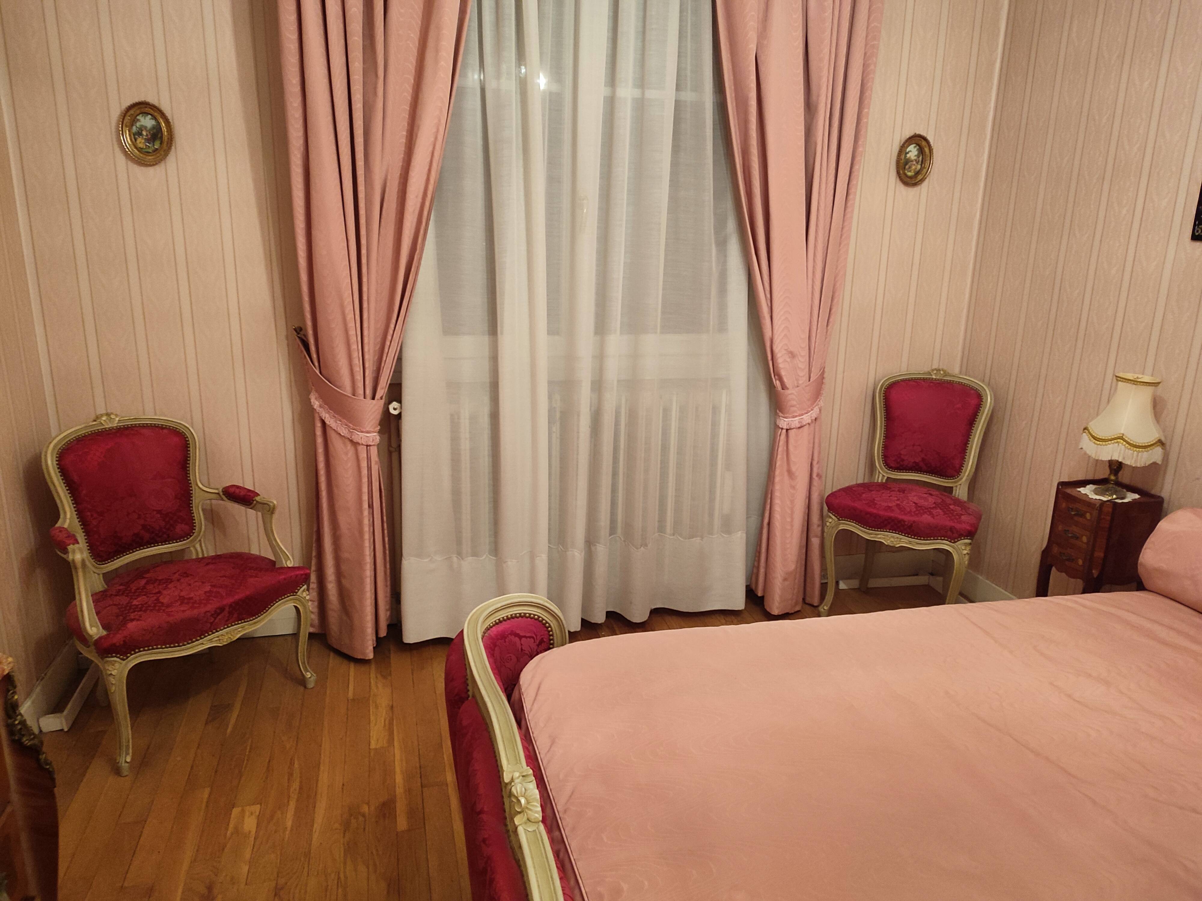 Pair of Louis XV amrchairs