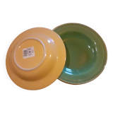2 soup or serving plates